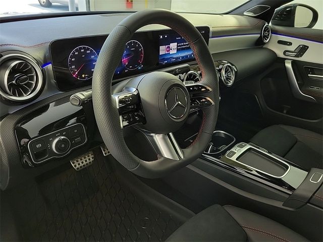 2025 Mercedes-Benz CLA 250