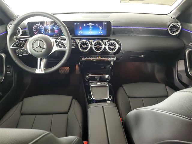 2025 Mercedes-Benz CLA 250