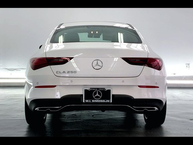 2025 Mercedes-Benz CLA 250