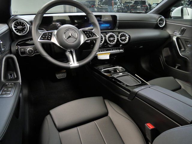 2025 Mercedes-Benz CLA 250