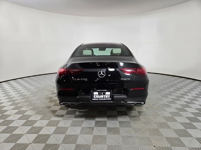 2025 Mercedes-Benz CLA 250