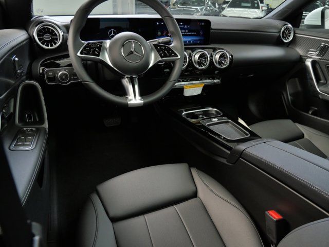 2025 Mercedes-Benz CLA 250