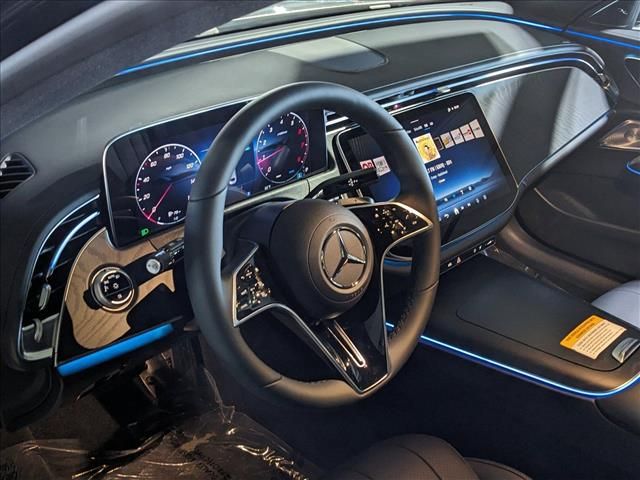 2025 Mercedes-Benz E-Class 350