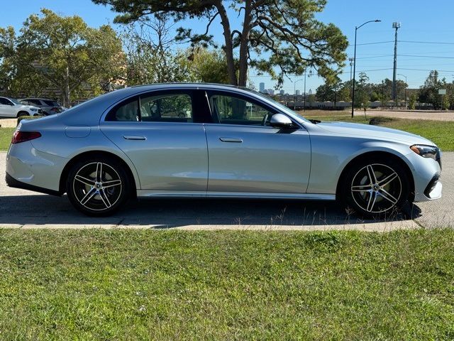 2025 Mercedes-Benz E-Class 350