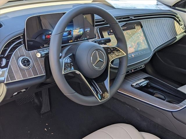 2025 Mercedes-Benz E-Class 350