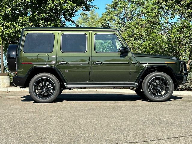 2025 Mercedes-Benz G-Class 550