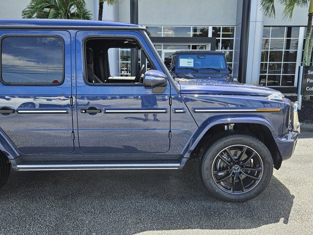 2025 Mercedes-Benz G-Class 550