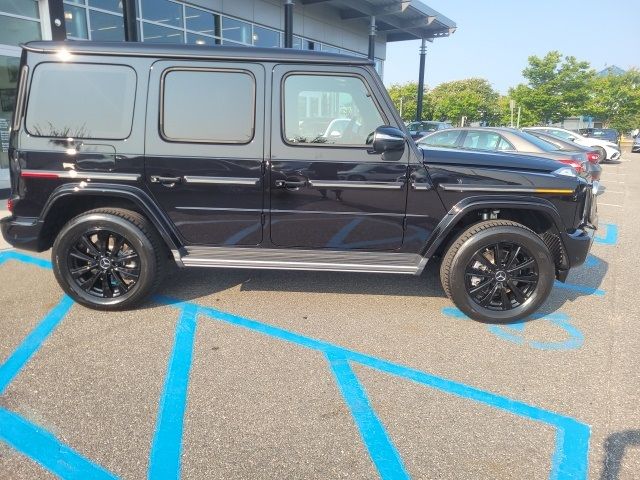 2025 Mercedes-Benz G-Class 550