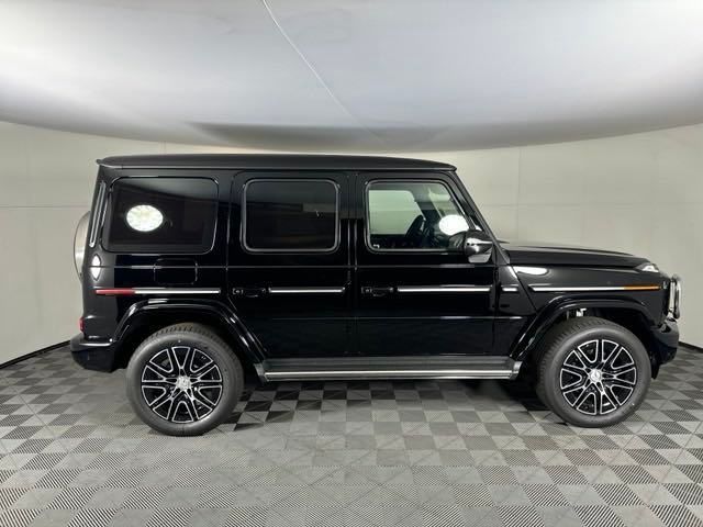 2025 Mercedes-Benz G-Class 550