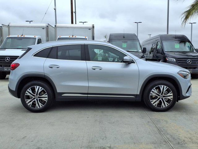 2025 Mercedes-Benz GLA 250