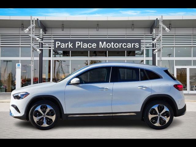 2025 Mercedes-Benz GLA 250