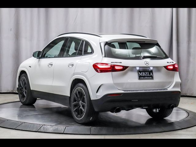 2025 Mercedes-Benz GLA AMG 35