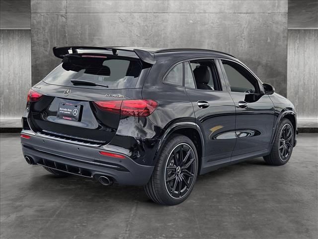 2025 Mercedes-Benz GLA AMG 35