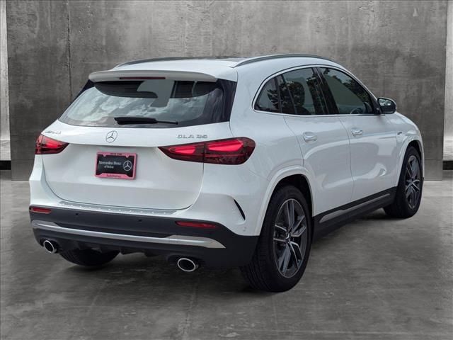 2025 Mercedes-Benz GLA AMG 35