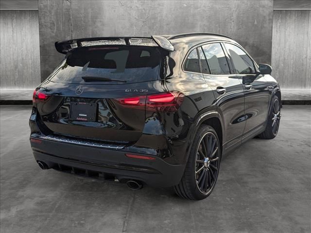 2025 Mercedes-Benz GLA AMG 35