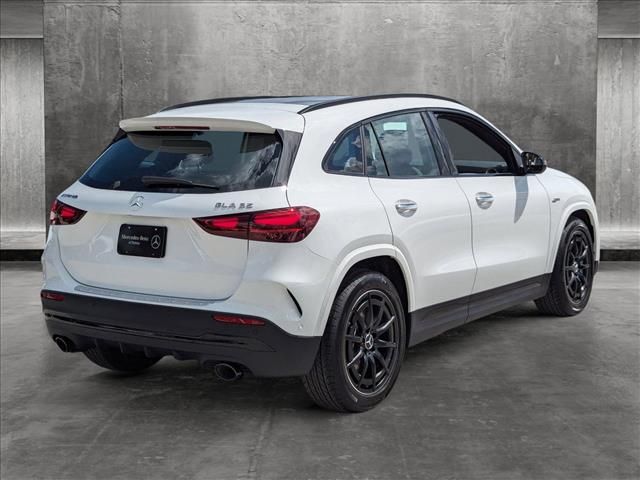 2025 Mercedes-Benz GLA AMG 35