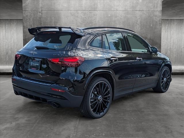 2025 Mercedes-Benz GLA AMG 35