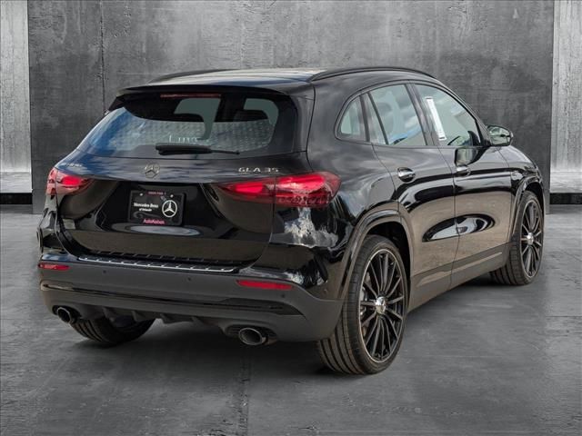 2025 Mercedes-Benz GLA AMG 35