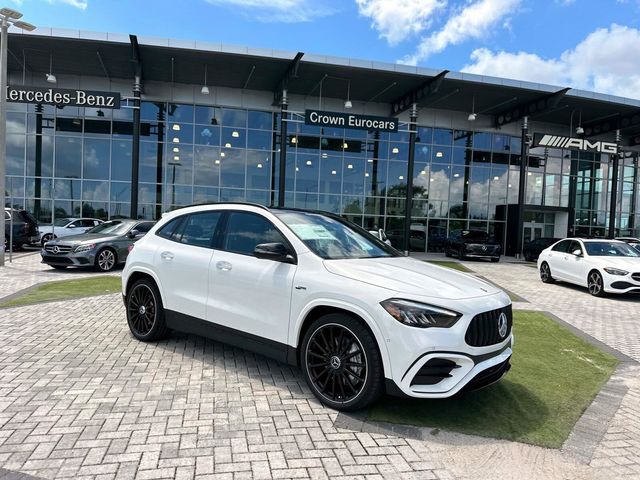 2025 Mercedes-Benz GLA AMG 35