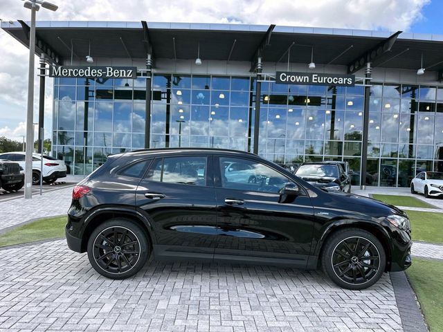 2025 Mercedes-Benz GLA AMG 35