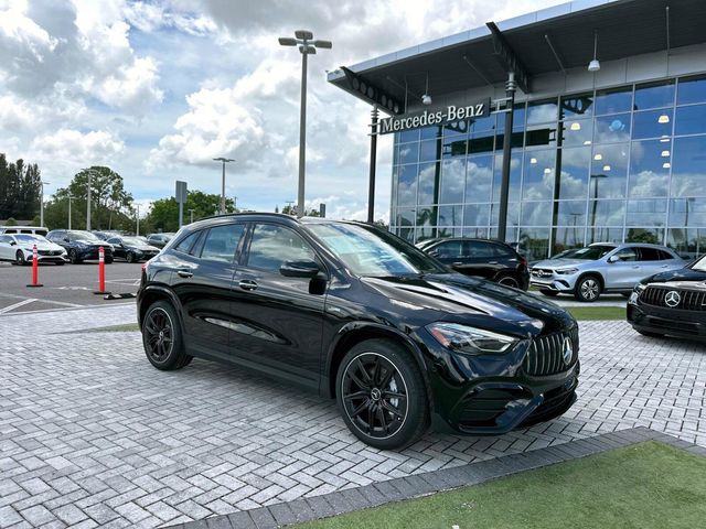 2025 Mercedes-Benz GLA AMG 35