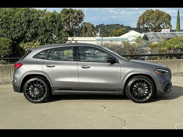 2025 Mercedes-Benz GLA AMG 35