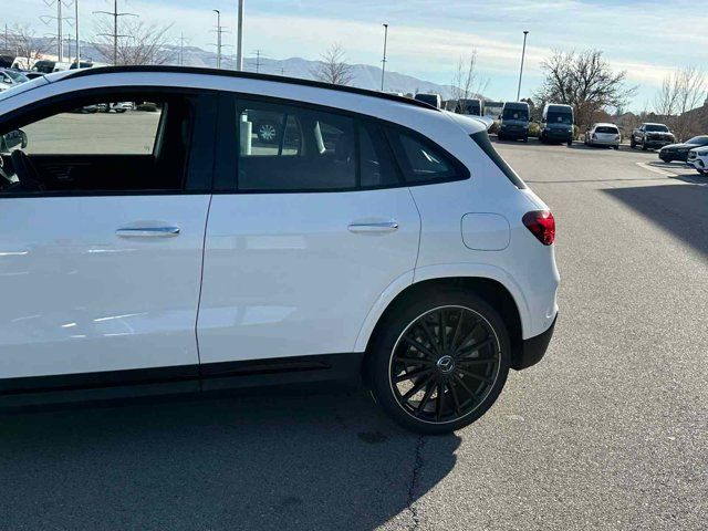 2025 Mercedes-Benz GLA AMG 35