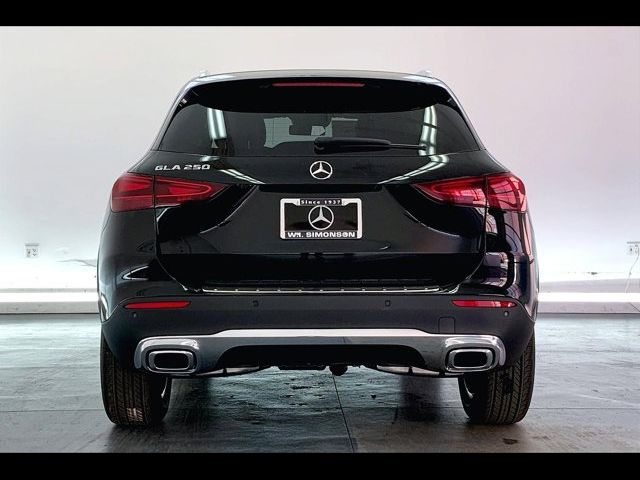 2025 Mercedes-Benz GLA 250