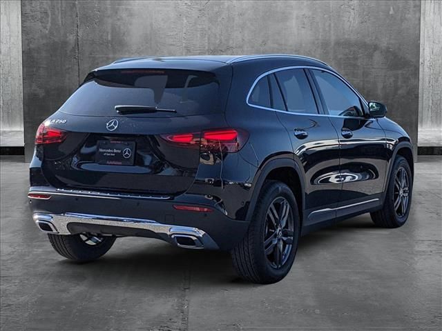 2025 Mercedes-Benz GLA 250