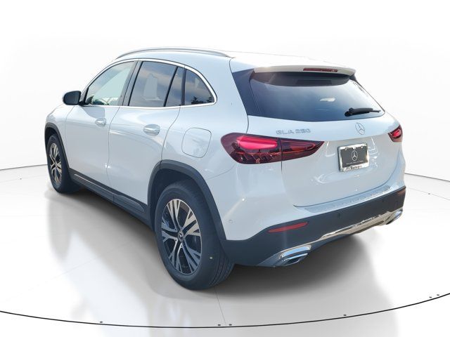 2025 Mercedes-Benz GLA 250