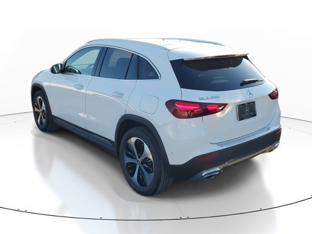 2025 Mercedes-Benz GLA 250