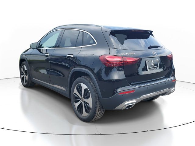 2025 Mercedes-Benz GLA 250