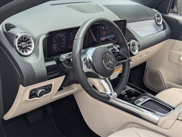 2025 Mercedes-Benz GLA 250