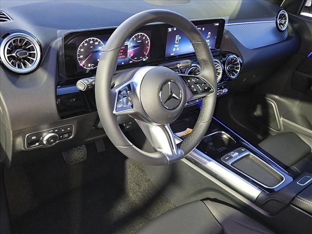 2025 Mercedes-Benz GLA 250