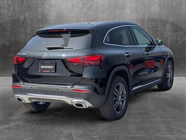 2025 Mercedes-Benz GLA 250