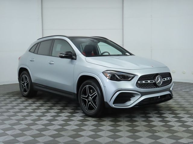 2025 Mercedes-Benz GLA 250