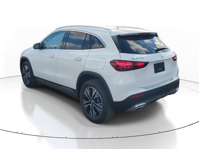 2025 Mercedes-Benz GLA 250