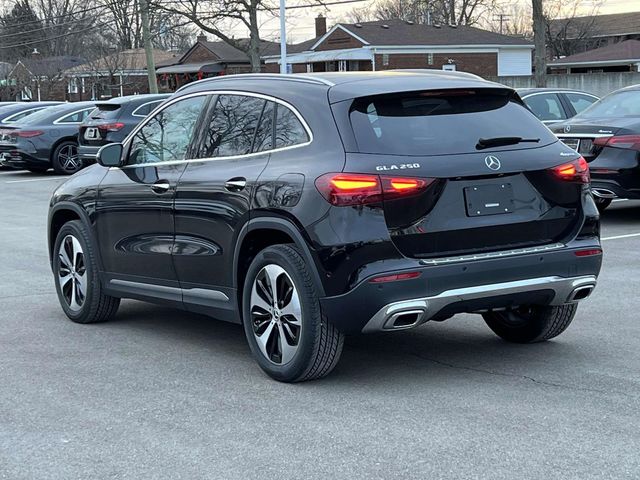 2025 Mercedes-Benz GLA 250