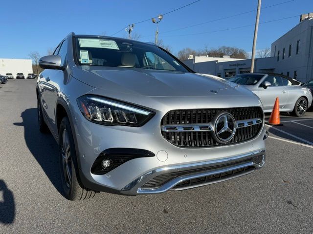 2025 Mercedes-Benz GLA 250