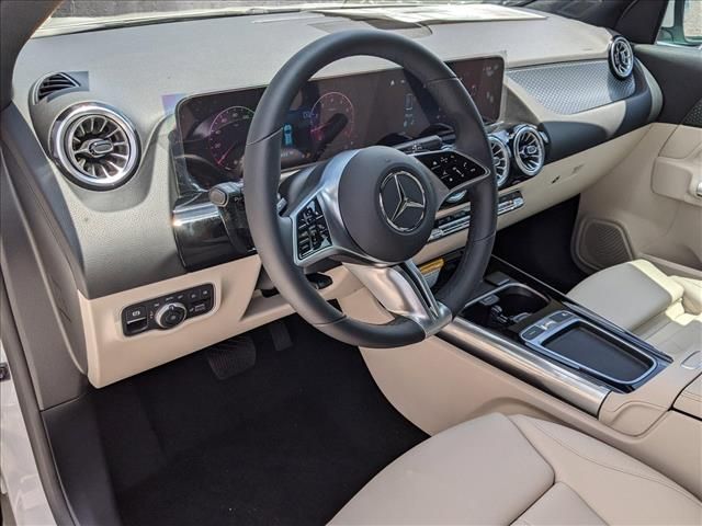 2025 Mercedes-Benz GLA 250