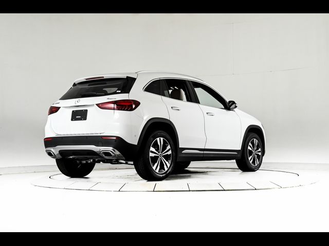 2025 Mercedes-Benz GLA 250