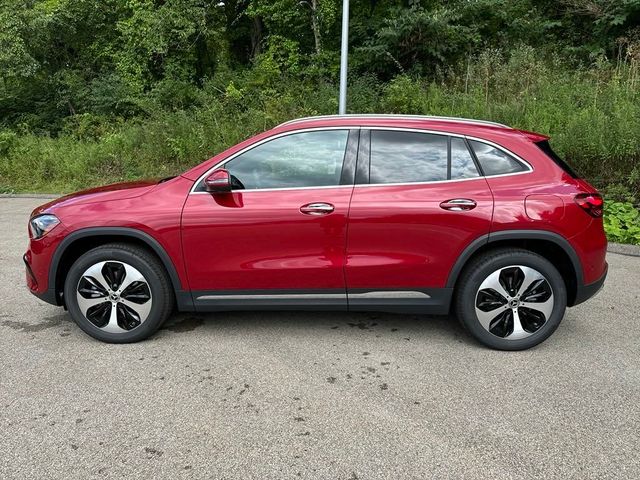 2025 Mercedes-Benz GLA 250