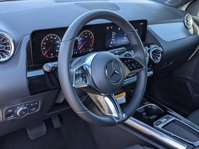 2025 Mercedes-Benz GLA 250