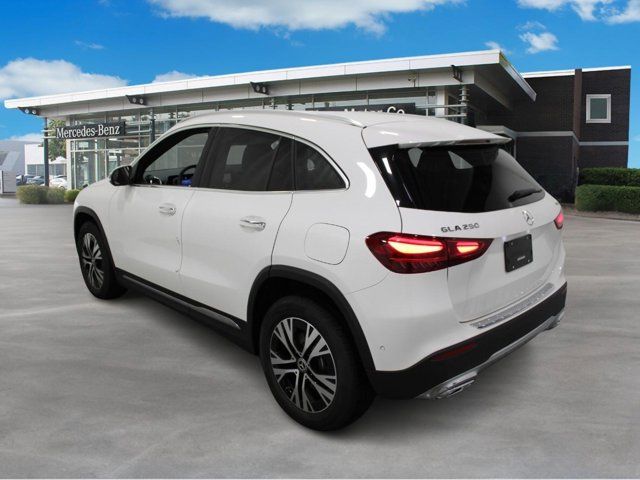 2025 Mercedes-Benz GLA 250