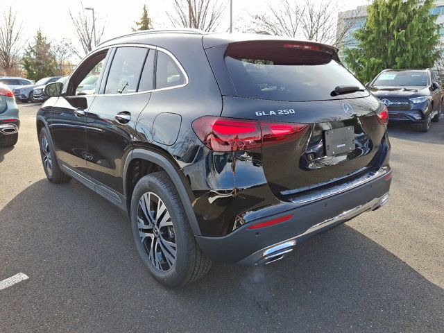 2025 Mercedes-Benz GLA 250