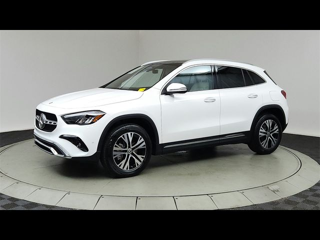 2025 Mercedes-Benz GLA 250