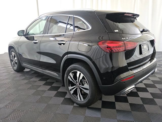 2025 Mercedes-Benz GLA 250