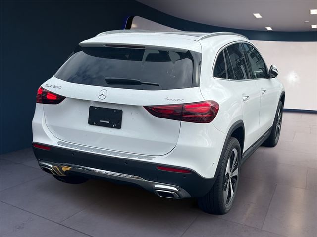 2025 Mercedes-Benz GLA 250