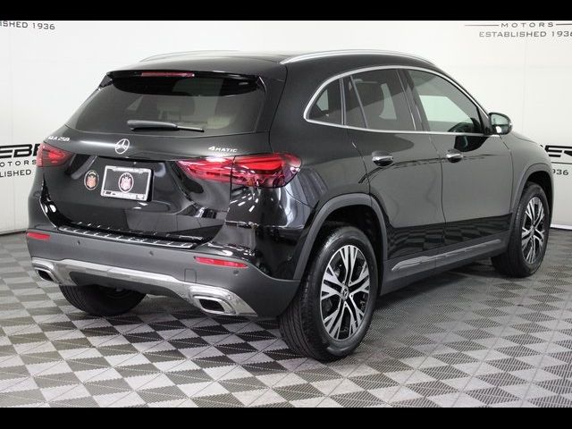 2025 Mercedes-Benz GLA 250