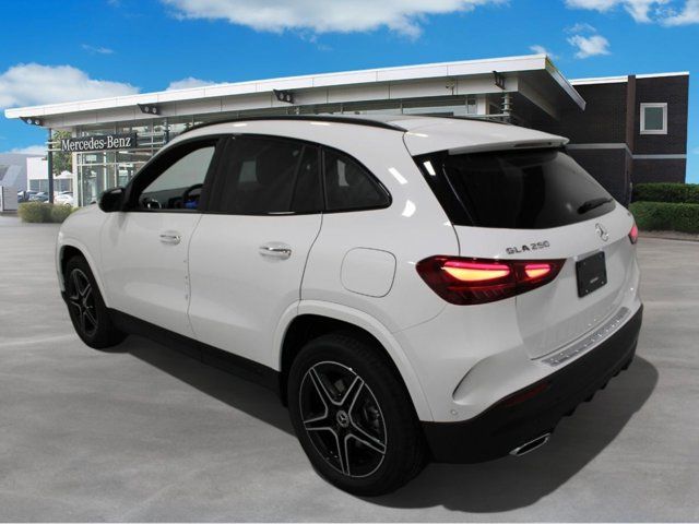 2025 Mercedes-Benz GLA 250